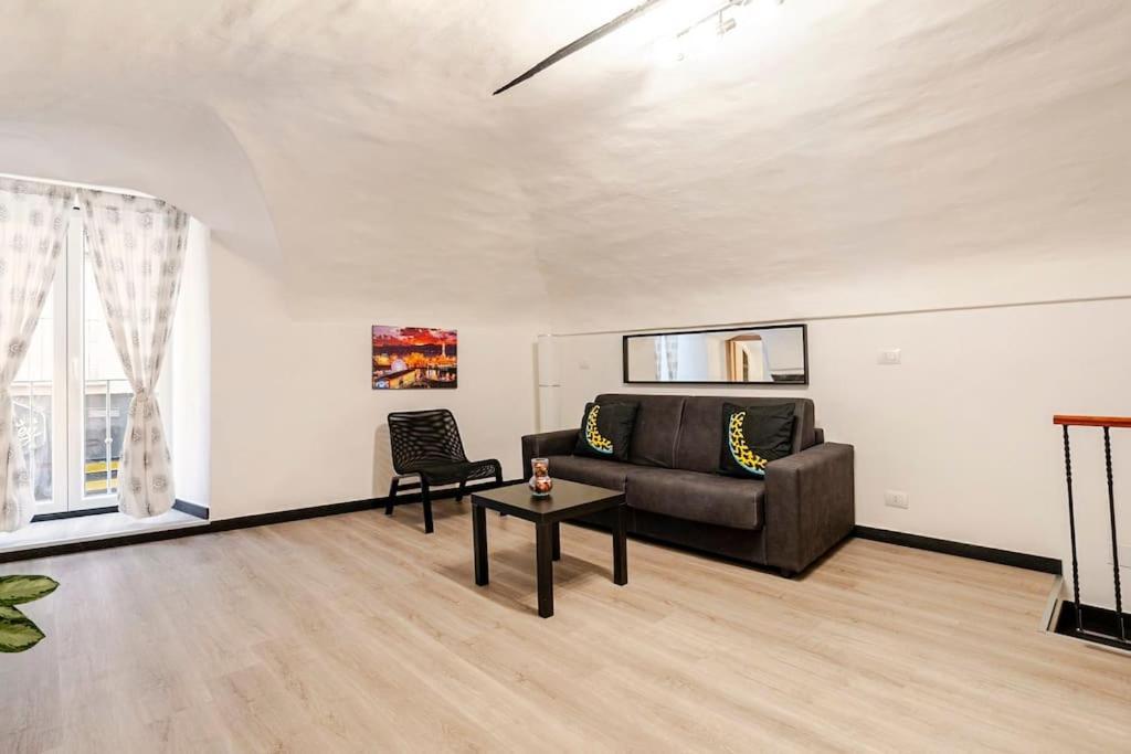 The First Porta Soprana Prione Apartment Genoa Luaran gambar
