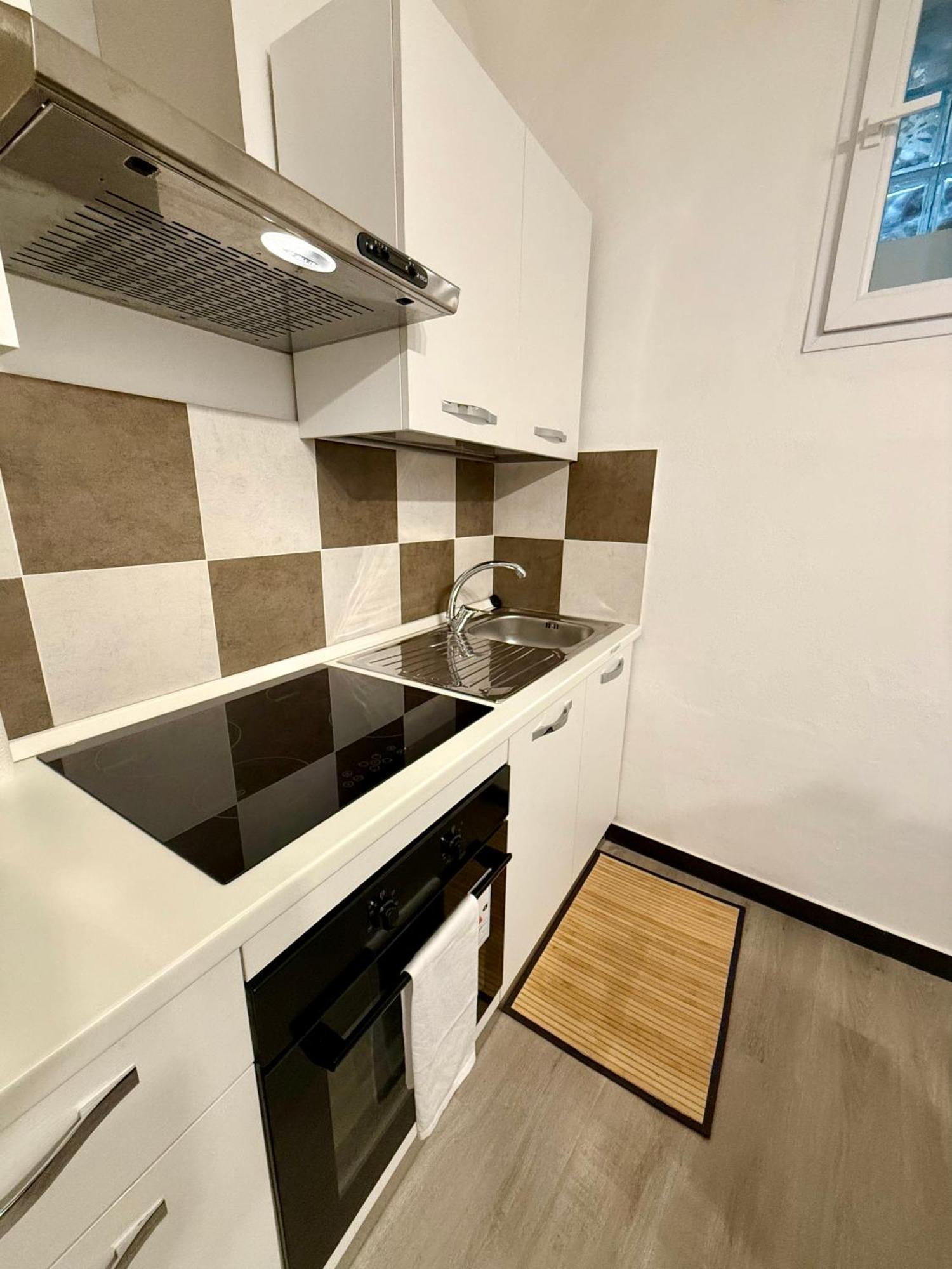 The First Porta Soprana Prione Apartment Genoa Luaran gambar